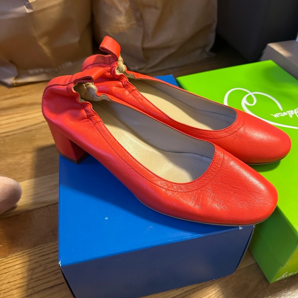 Everlane Red leather Women's Shoes size 6